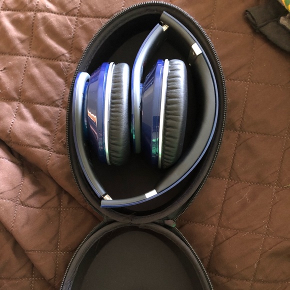 Blue Studio 1 Beats - Picture 3 of 4